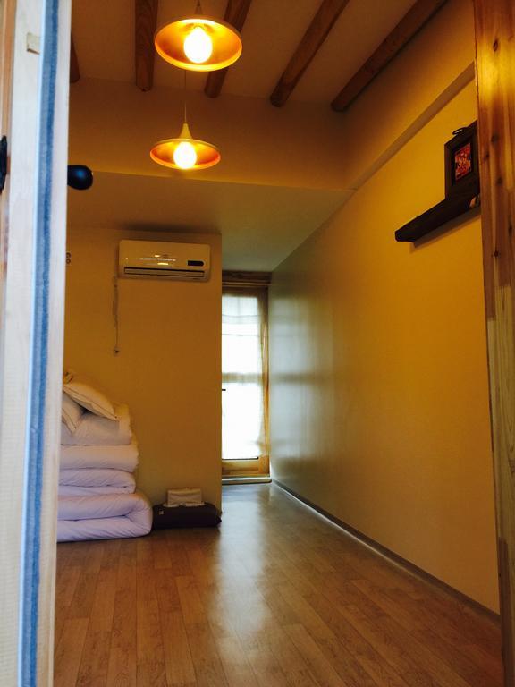 Jeonju Indigo Hanok Guesthouse Ruang foto