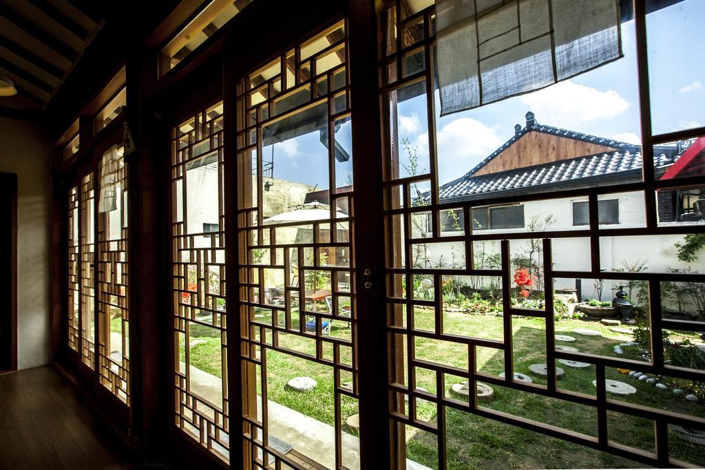 Jeonju Indigo Hanok Guesthouse Bagian luar foto